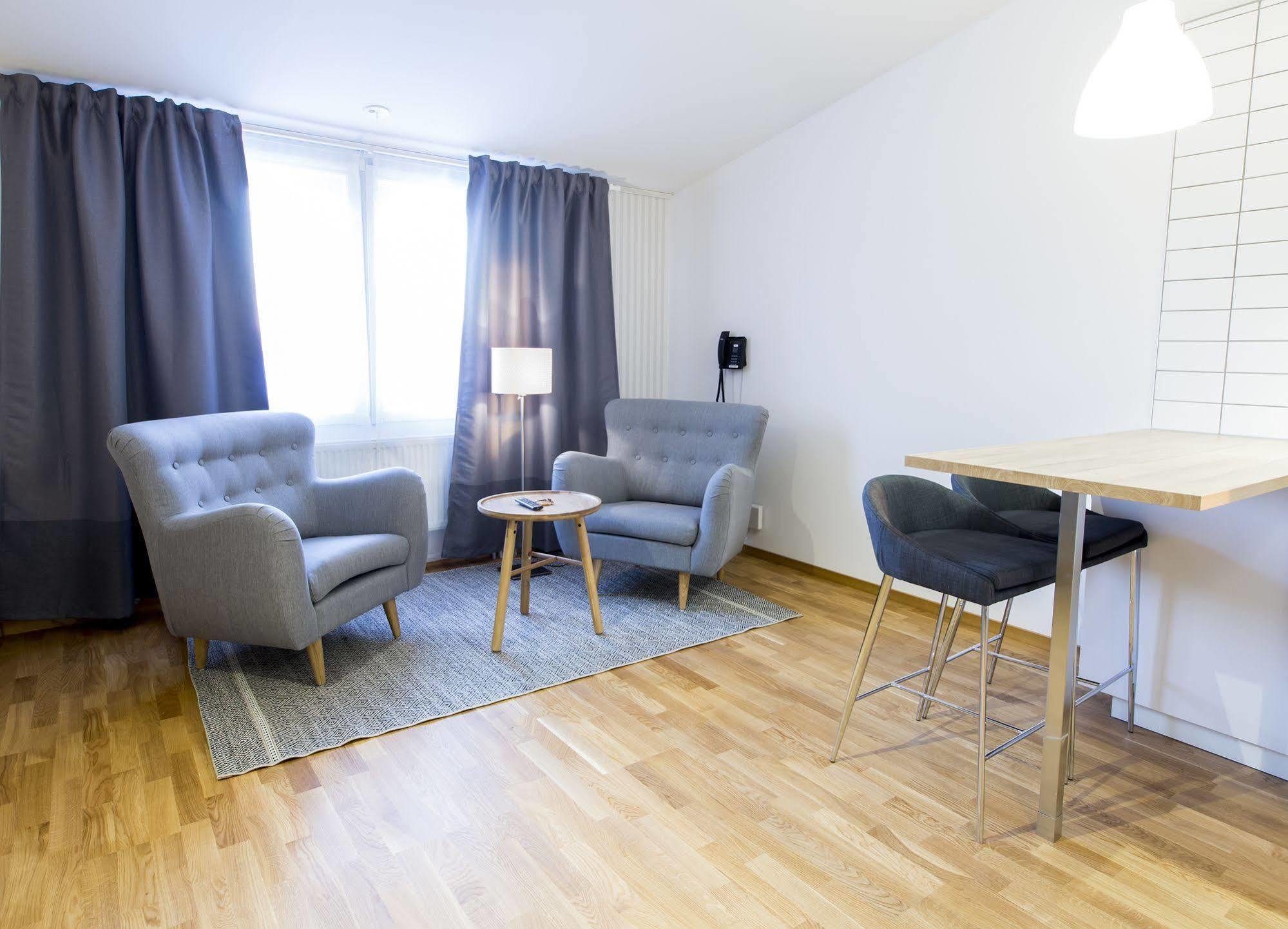 ארייפלוג Simloc Hotel Drottninggatan מראה חיצוני תמונה