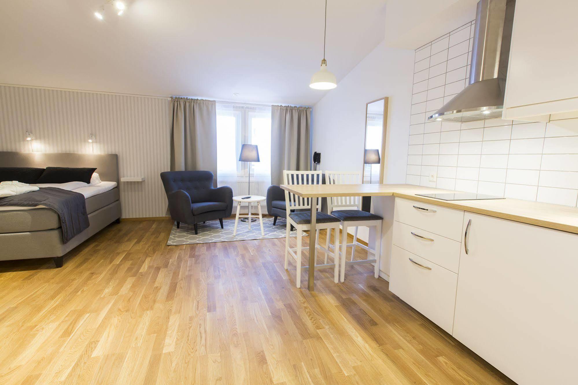 ארייפלוג Simloc Hotel Drottninggatan מראה חיצוני תמונה