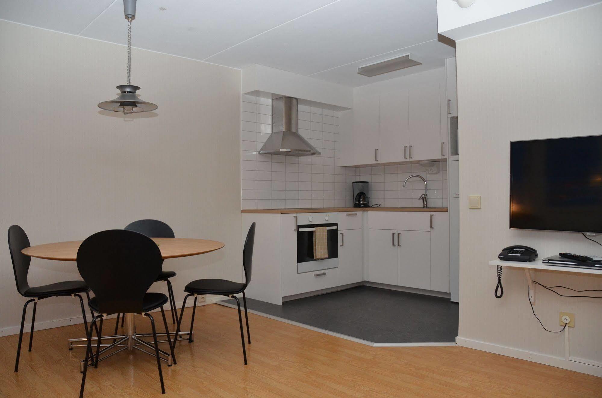 ארייפלוג Simloc Hotel Drottninggatan מראה חיצוני תמונה