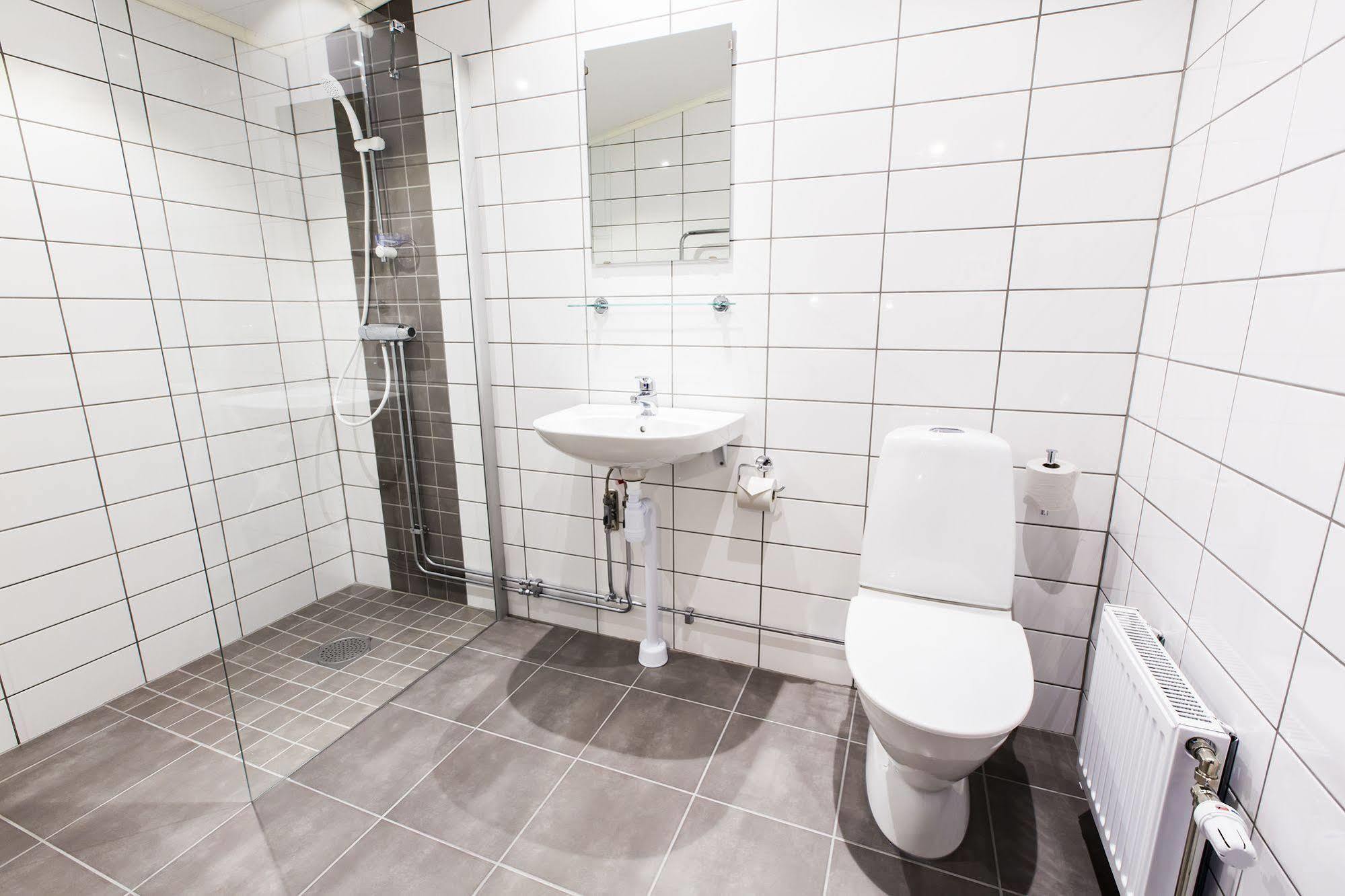 ארייפלוג Simloc Hotel Drottninggatan מראה חיצוני תמונה
