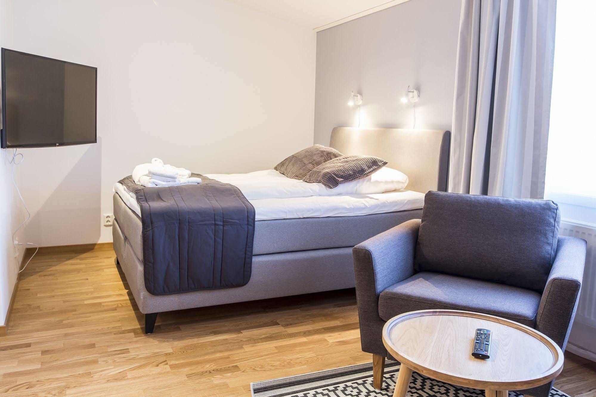 ארייפלוג Simloc Hotel Drottninggatan מראה חיצוני תמונה